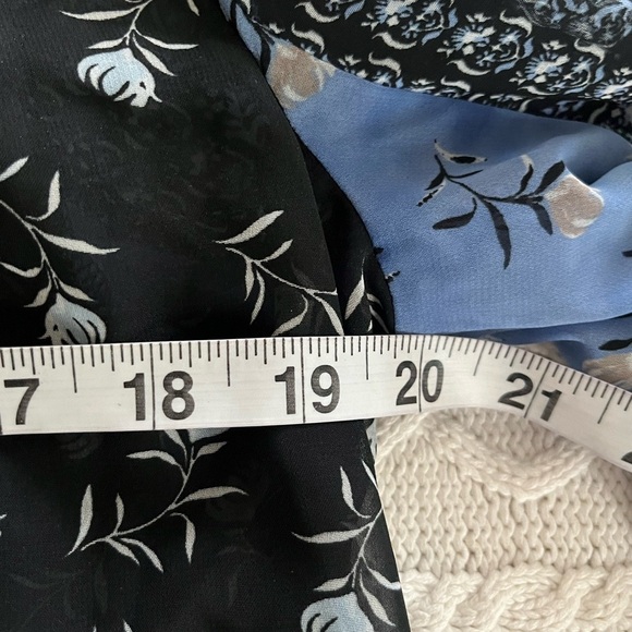 Style & Co. Floral Blue and Black Women's Blouse Wide Sleeve Size Medium - Picture 12 of 16